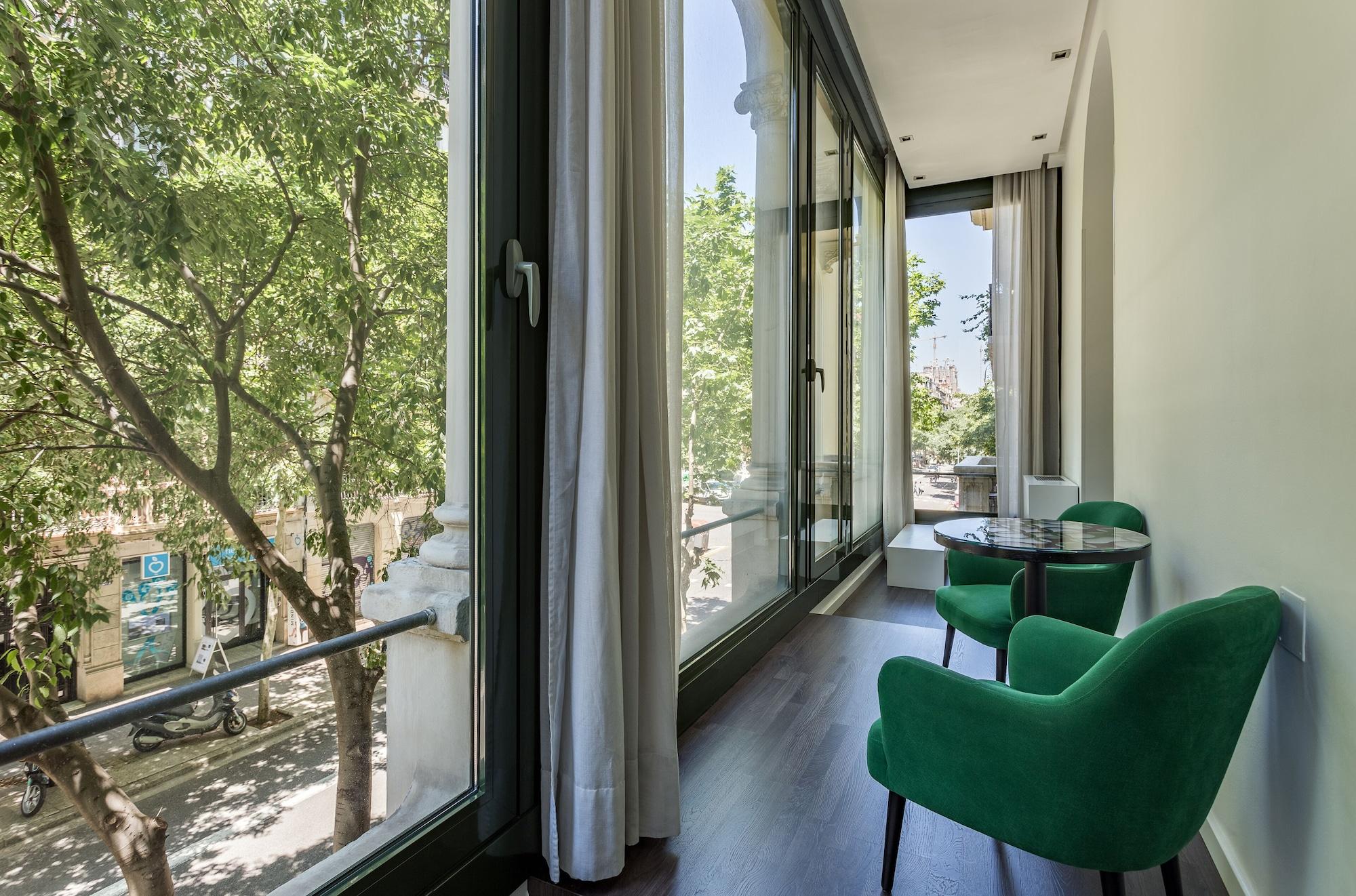 Mate Carla, 4* Barcellona